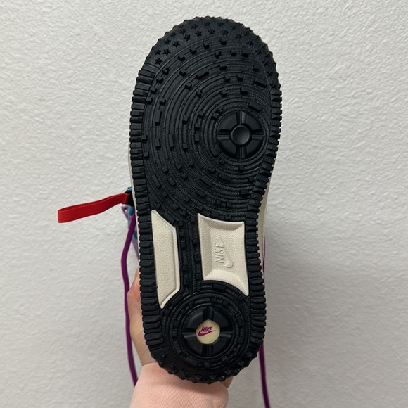 Nike Snowboarding Women's Boot - Picture 9 of 12